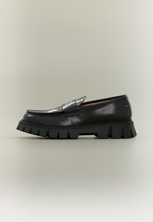 MM6 Maison Margiela, UNISEX - Instappers - black