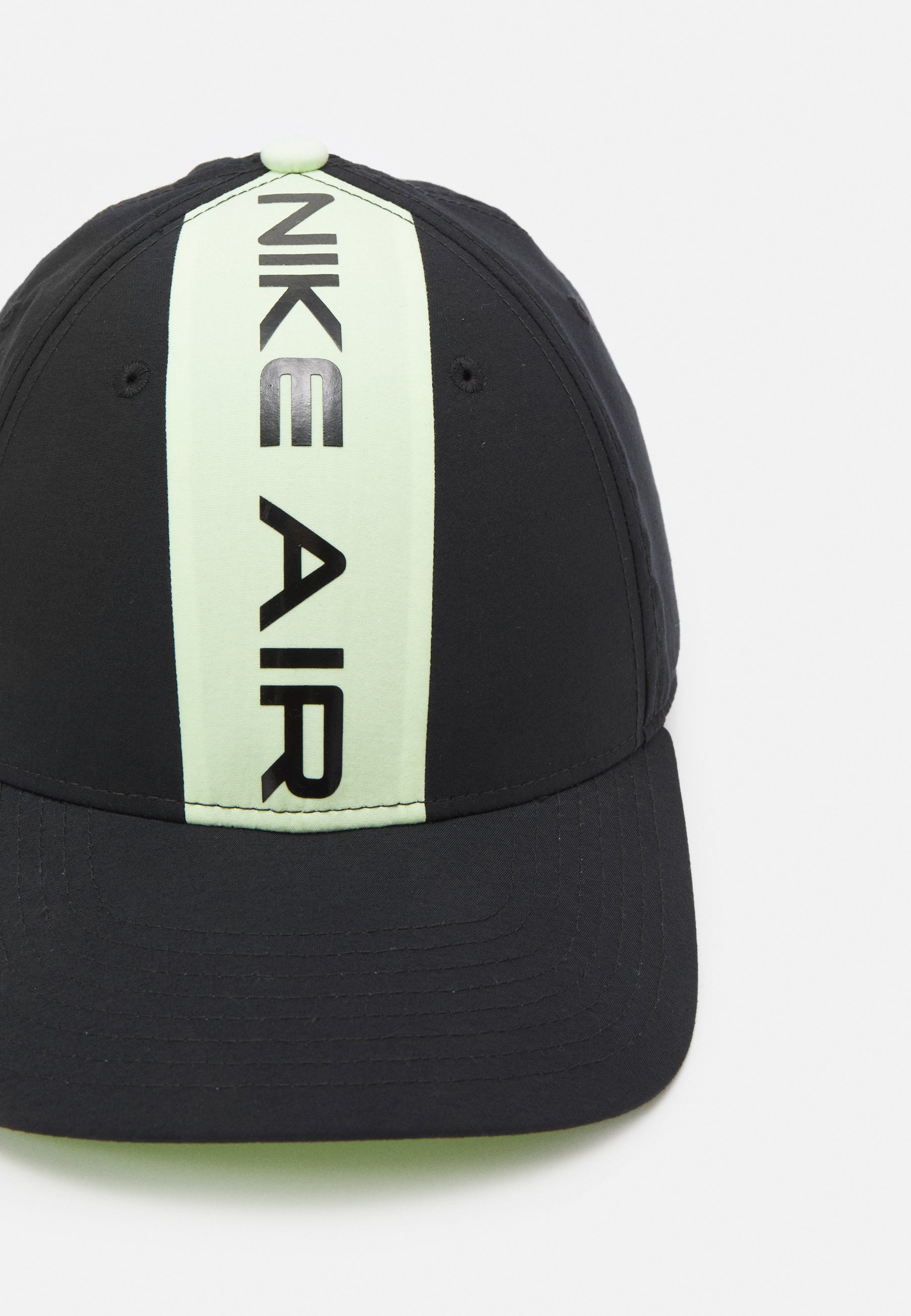 nike air caps