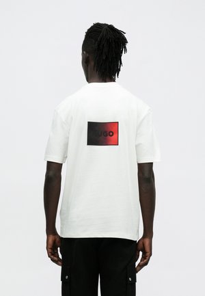 DANOTO - Trükipildiga T-särk - off-white