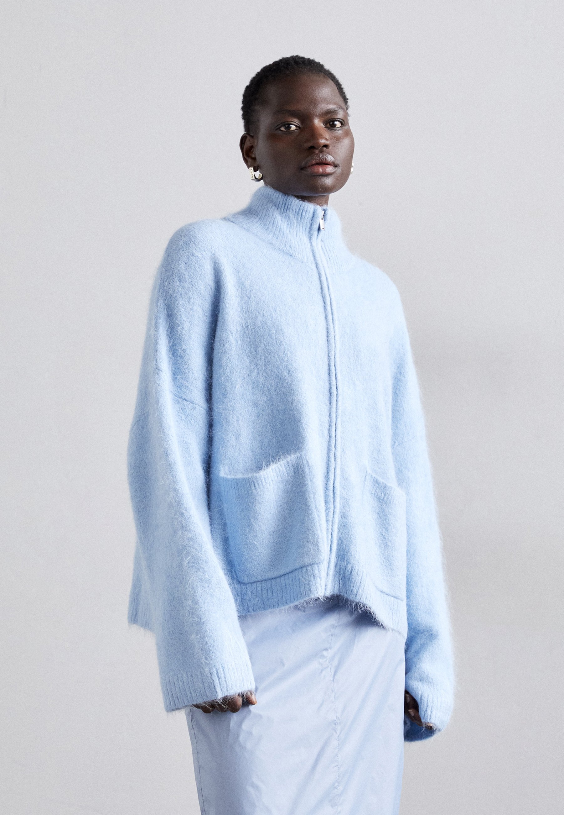 Holzweiler TINE FLUFFY CARDIGAN - Cardigan - light blue - Zalando