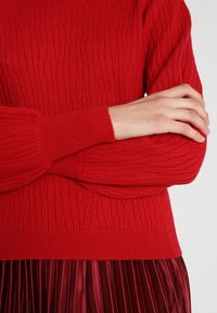 Selected Femme Strickpullover - red