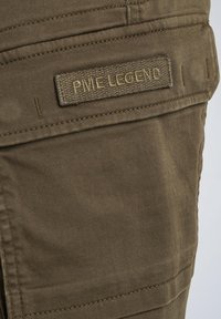 EXPEDIZOR - Shorts - olive night