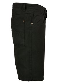 Sorte cargo shorts lavet af bomuld, med flere lommer, lynlås lukning, og prægede logo på baglommen.