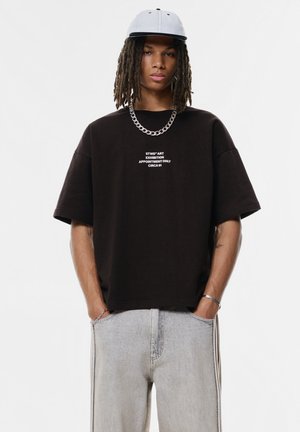 CIRCA - T-shirt z nadrukiem