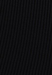 OXXO CREW NECK CROP SINGLET - Top - black