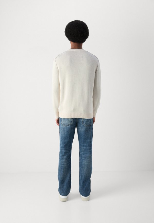 CREW NECK LONGSLEEVE - Jumper2