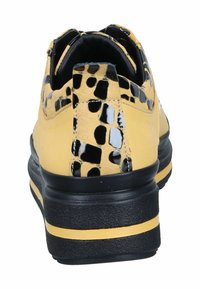 Manitu Trainers - gelb