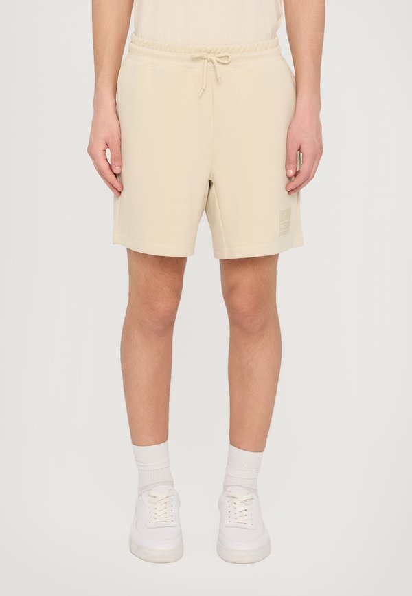 UNISEX - Shorts - almond milk2