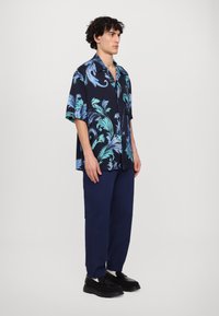 Versace Jeans Couture BAROC OUTLINE MACRO - Camicia - blu