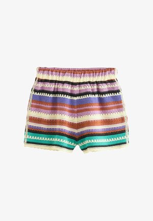 Hæklet shorts med elastisk taljebånd, der har vandrette striber i lilla, creme, sort, blå, brun og teal farver.