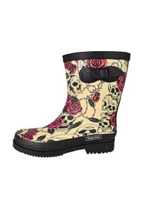Gummiregenstiefel mit einem hellgelben Hintergrund, der mit schwarzen Totenkopf- und roten Rosenmustern, schwarzem Rand und einer dekorativen Schnalle versehen ist.