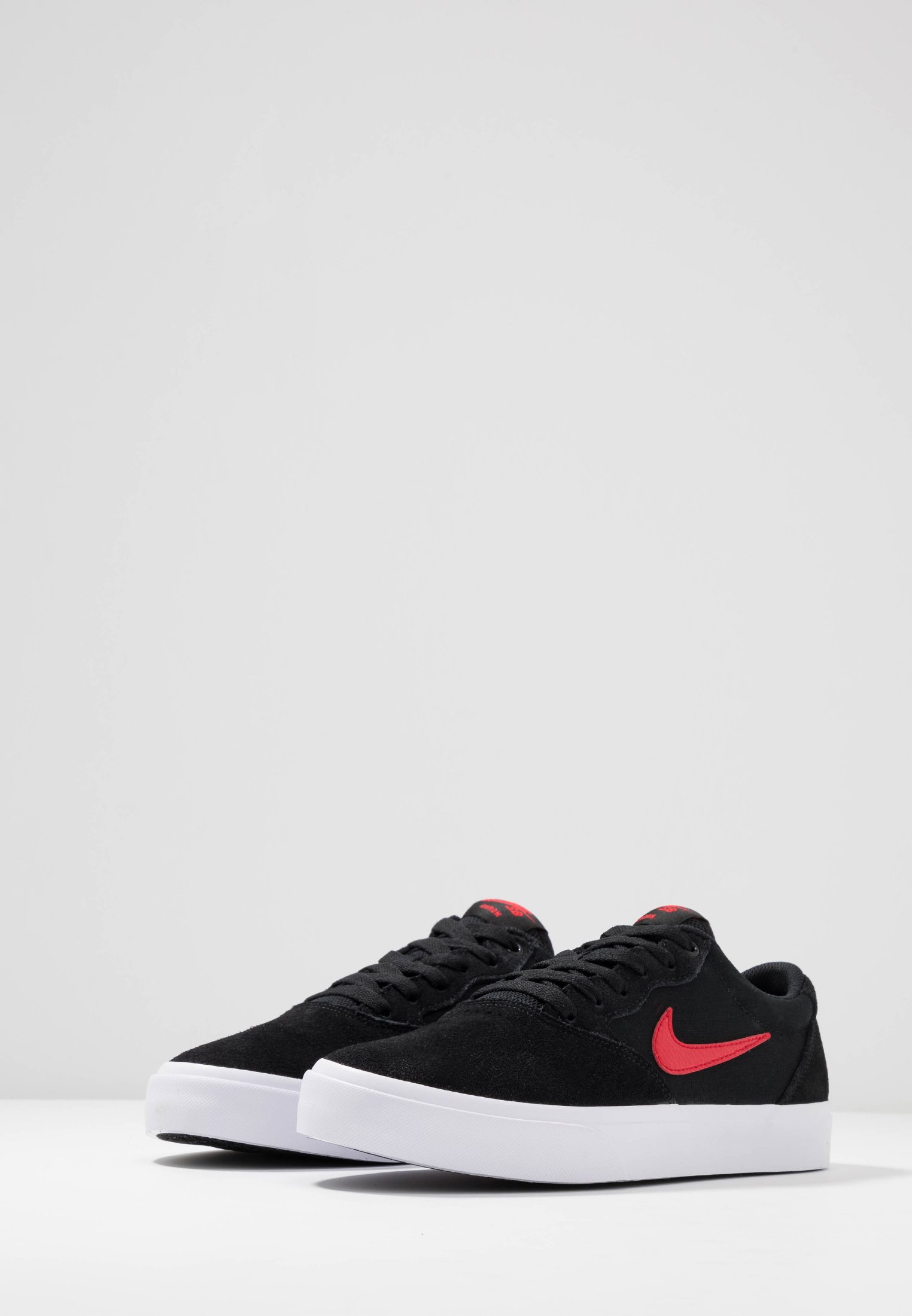 Nike SB NIKE CHRON - Zapatillas - black/university red/negro - Zalando.es