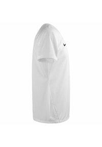 Maglietta sportiva bianca a maniche corte, con pannello laterale testurizzato, scollatura rotonda e piccolo logo nero sulla spalla sinistra.