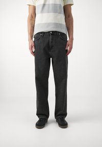Edwin MATRIX PANT - Vaqueros boyfriend - black/matt wash