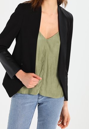 Blazer - black