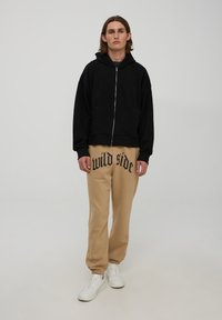 Terranova Felpa con zip - nero