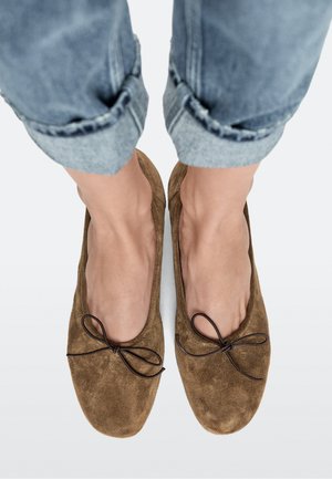 Massimo Dutti, HIGH-HEEL BALLERINAS - Klassieke pumps - camel