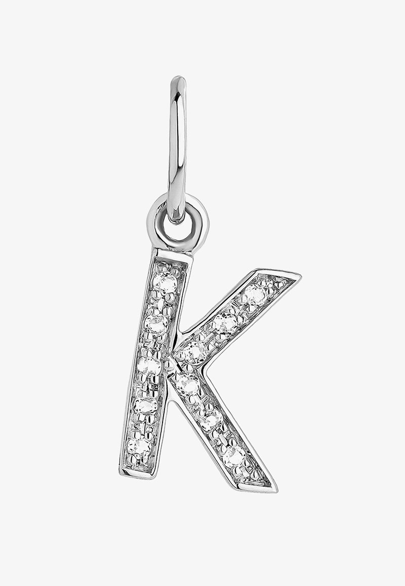 Llavero de plata en forma de la letra K, decorado con pequeños cristales transparentes en su superficie.