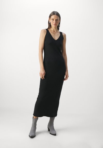 STUDIO ID DRESS - Maksimekko - black