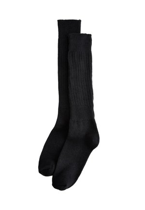 Paire de longues chaussettes noires côtelées, placées côte à côte sur un fond blanc, montrant leur longueur complète du bord à la pointe.