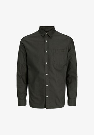 Temno zelena srajca s kratkimi rokavi in ovratnikom, dolge rokave in žepom na prsih. Ima bele gumbe in diskreten logotip na žepu.