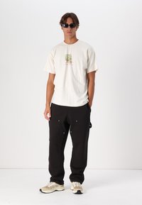 Pal Sporting Goods BIVOUAC UNISEX - Donji dijelovi trenirke - deep brown