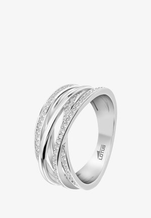 Silberring mit ineinander verwobenen Bändern, ausgestattet mit einer glatten Oberfläche und kleinen, eingelassenen klaren Steinen entlang zweier Bänder.