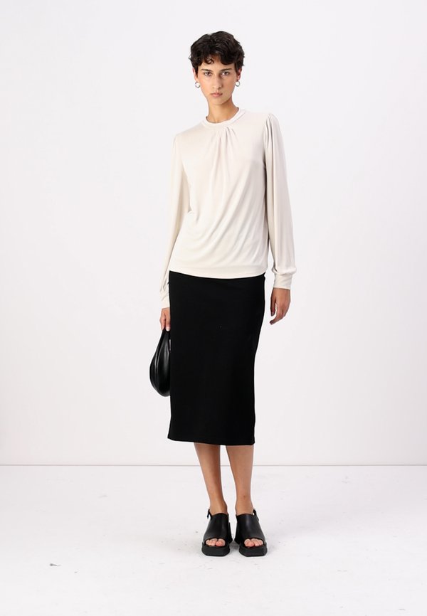 ONLTIA HW SLIT CC PNT - Pencil skirt2