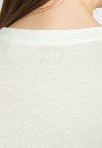 HUGO SMART CREW - T-Shirt basic - natural