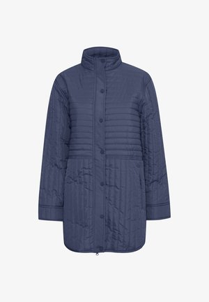 Mornarska prešita jakna s stoječim ovratnikom, z vodoravno in navpično šivanjem, sprednjimi gumbi in stranskimi žepi.