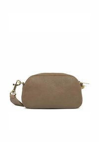 Borsa a tracolla in pelle marrone con texture, dalla forma arrotondata, con dettagli in metallo dorato e una tracolla regolabile. Chiusura superiore con cerniera.