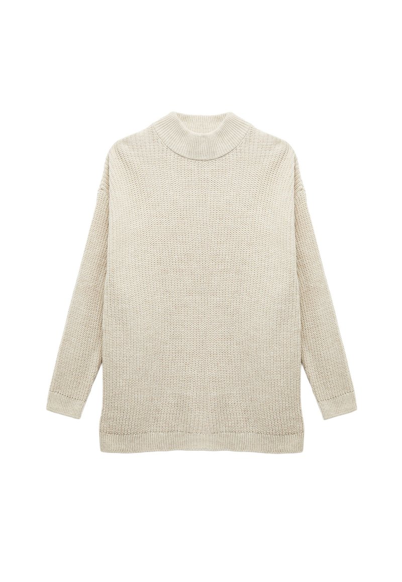 Beige Strickpullover mit hohem Kragen, langen Ärmeln und lockerer Passform. Die strukturierte Stoffoberfläche sowie die gerippten Bündchen und der Saum sorgen für dezente Details.