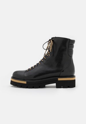 Platform ankle boots - black
