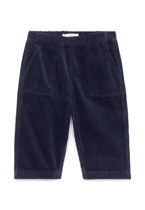 Pantalones cortos de pana azul marino con bolsillos delanteros parche y cintura elástica, mostrados sobre un fondo blanco.