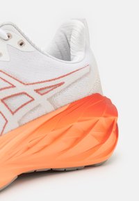 ASICS NOVABLAST 4 - Road running shoes - white/moonrock