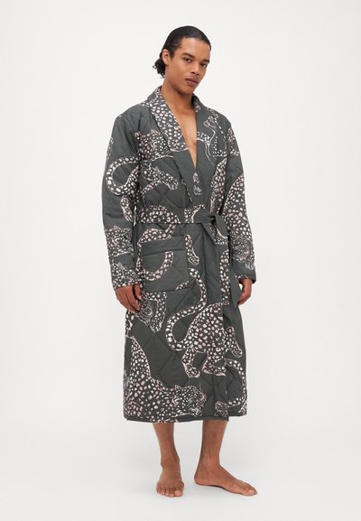 Quilted robe in dark gray with a pink leopard print pattern. Features a shawl collar, waist tie, and two front pockets.