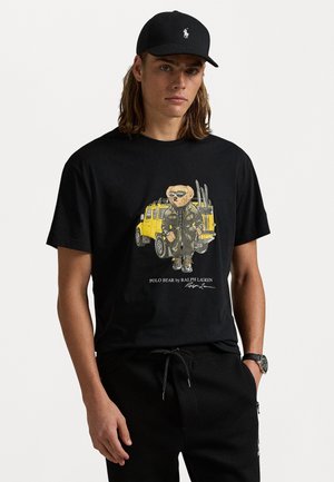 CLASSIC FIT POLO BEAR JERSEY T SHIRT - Print T-shirt - black defender bear