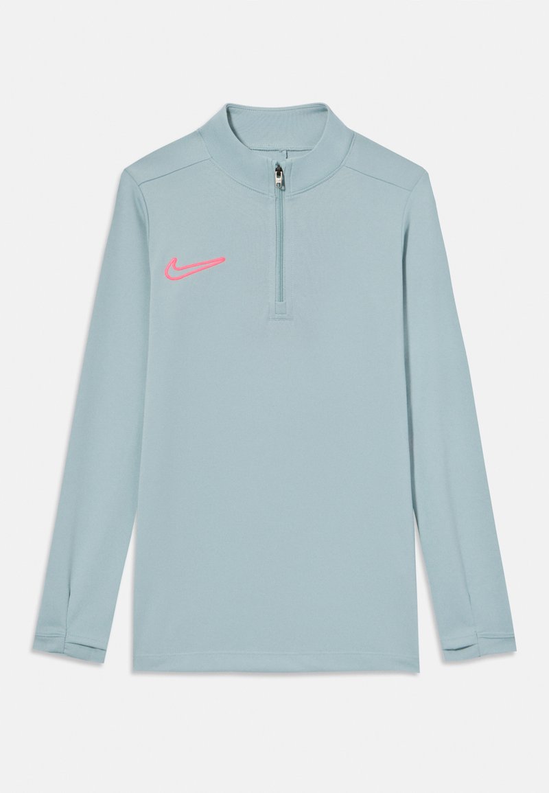 Pull-over à manches longues bleu clair en tissu doux, avec une demi-fermeture éclair et un logo Nike rose sur la poitrine gauche.