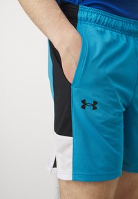 Under Armour ZONE - Sports shorts - ether blue/black