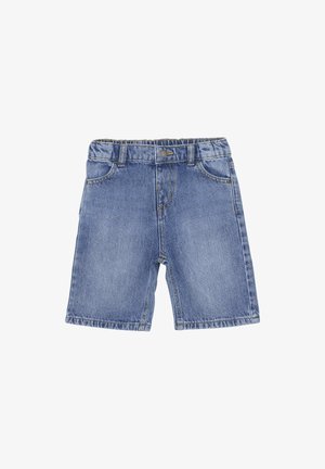 Shorts en denim de couleur bleu clair avec un design classique à cinq poches, dotés d'une fermeture par bouton et zip, ainsi que de détails de couture.