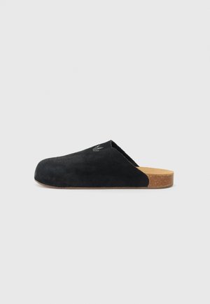 ADIMULE UNISEX - Slippers - core black/gum