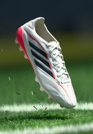Voetbalschoenen voor kunstgras - metallic/core black/lucid red
