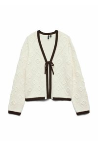 Cardigan en maille crème avec un motif texturé en diamant ; doté d'une fermeture à nouer marron et d'une bordure contrastante marron le long de l'encolure et de l'ourlet.