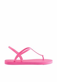 Vaaleanpunaiset flip-flop-sandaalit, joissa on ohuet hihnat ja teksturoitu pohja. Muotoilu on litteä, ja siinä on kiinteä pohja sekä joustavat kumimateriaalit.