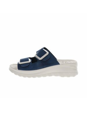 Sandalo slide blu navy con due cinturini regolabili e fibbie in plastica bianca, con una suola imbottita spessa e bianca.