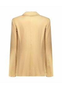 Blazer beige chiaro in tessuto liscio, con colletto strutturato, maniche lunghe e design minimalista senza decorazioni.