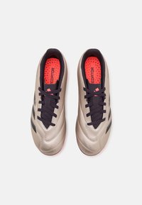 adidas Performance PREDATOR CLUB FXG UNISEX - Scarpe da calcio per terreni duri - platin metallic/aurora black/turbo