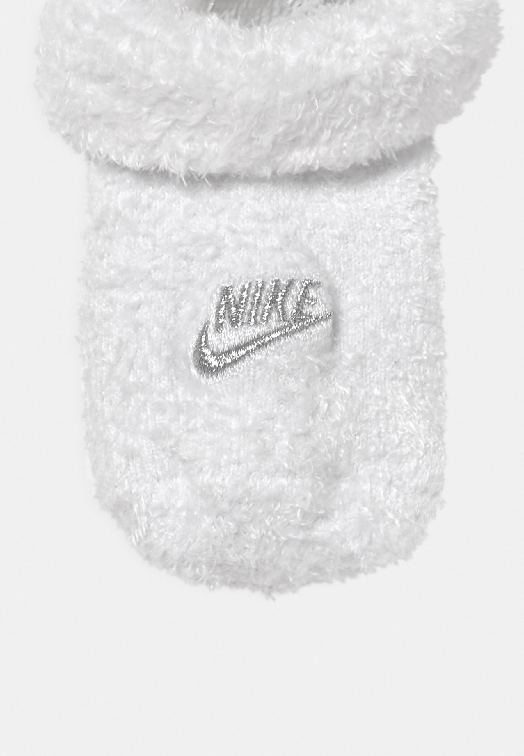 nike bootie socks