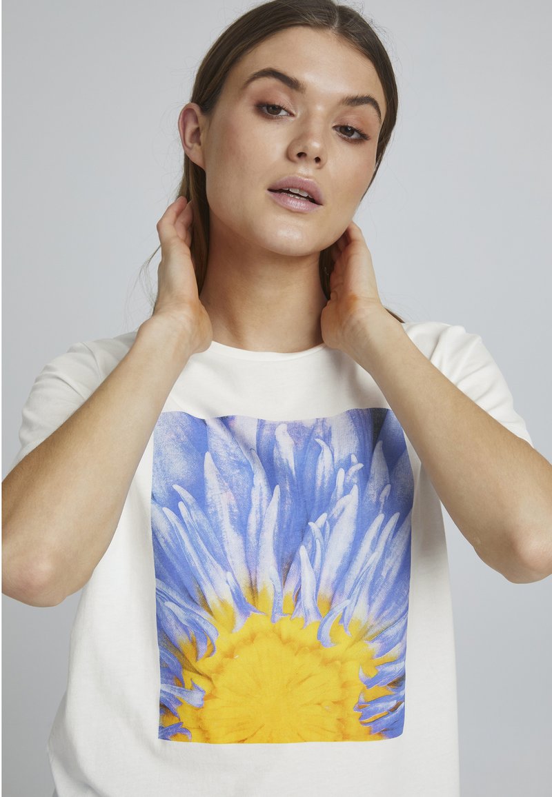 BYSAFA FLOWER Print T-shirt off white purple flower