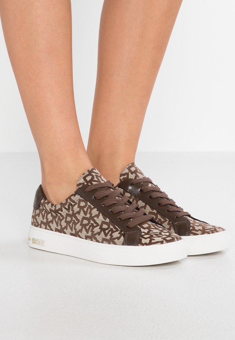 DKNY COURT Trainers chino/brown Zalando.co.uk